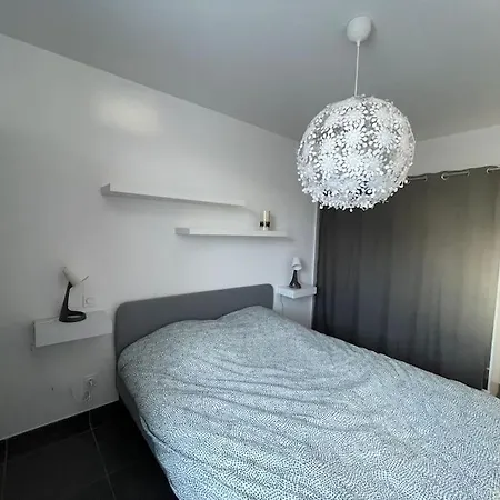 Between City Center And Beachs شقة مونبيلييه